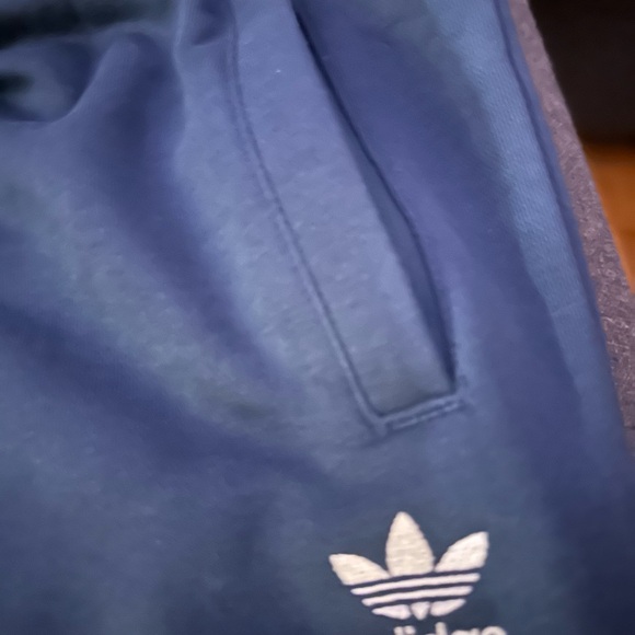 Adidas hunter green Sweatpants - Picture 3 of 3